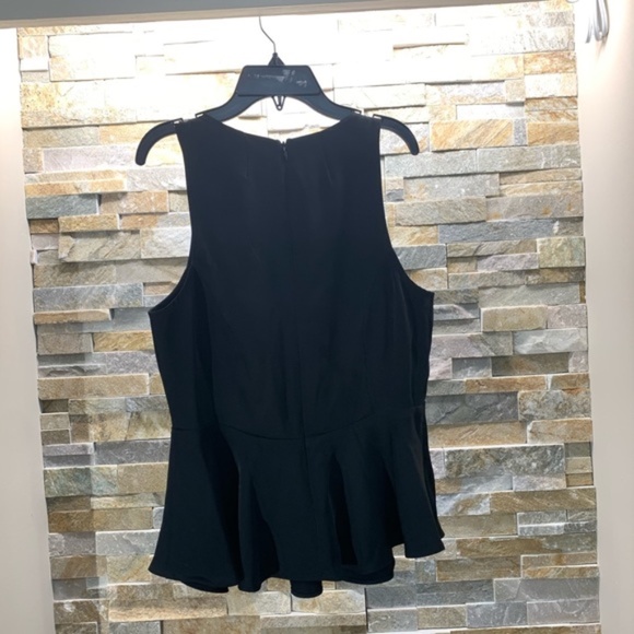 Trouve Date Peplum Top - Picture 4 of 6